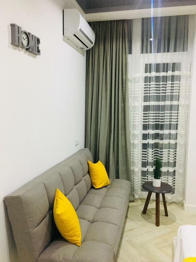Yellow Room With Sea View Makhinjauri Buitenkant foto