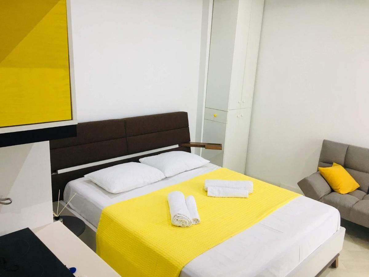 Yellow Room With Sea View Makhinjauri Buitenkant foto